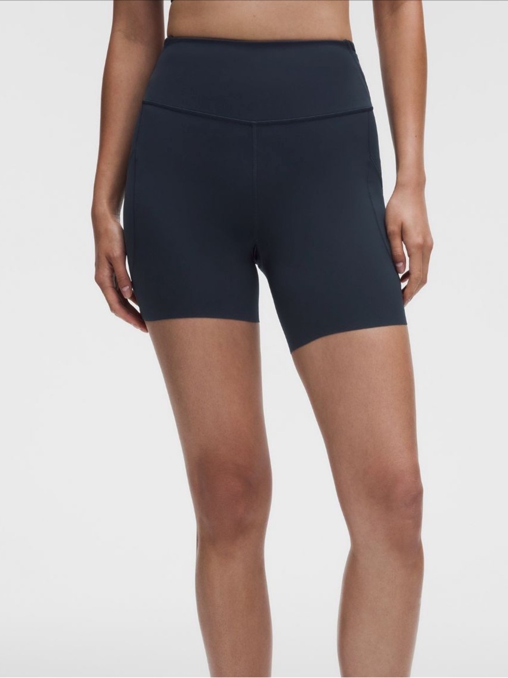 Lululemon Fast and Free High-Rise 6" - Navy Blue
